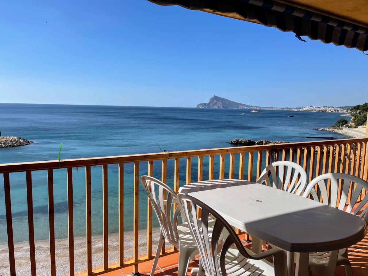 Sunrise Beachfront Apartment By The Marina ألتيا المظهر الخارجي الصورة