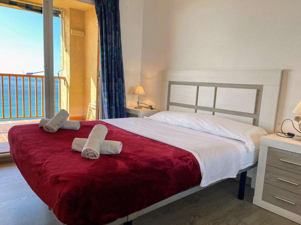 Sunrise Beachfront Apartment By The Marina ألتيا المظهر الخارجي الصورة
